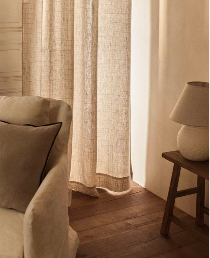 2-Toned Privacy Curtain